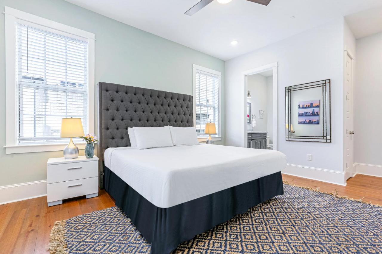 Apartamento Hosteeva Chic Urban Retreat W Pool Steps To St Charles Ave And Near Bourbon St Nueva Orleans Exterior foto